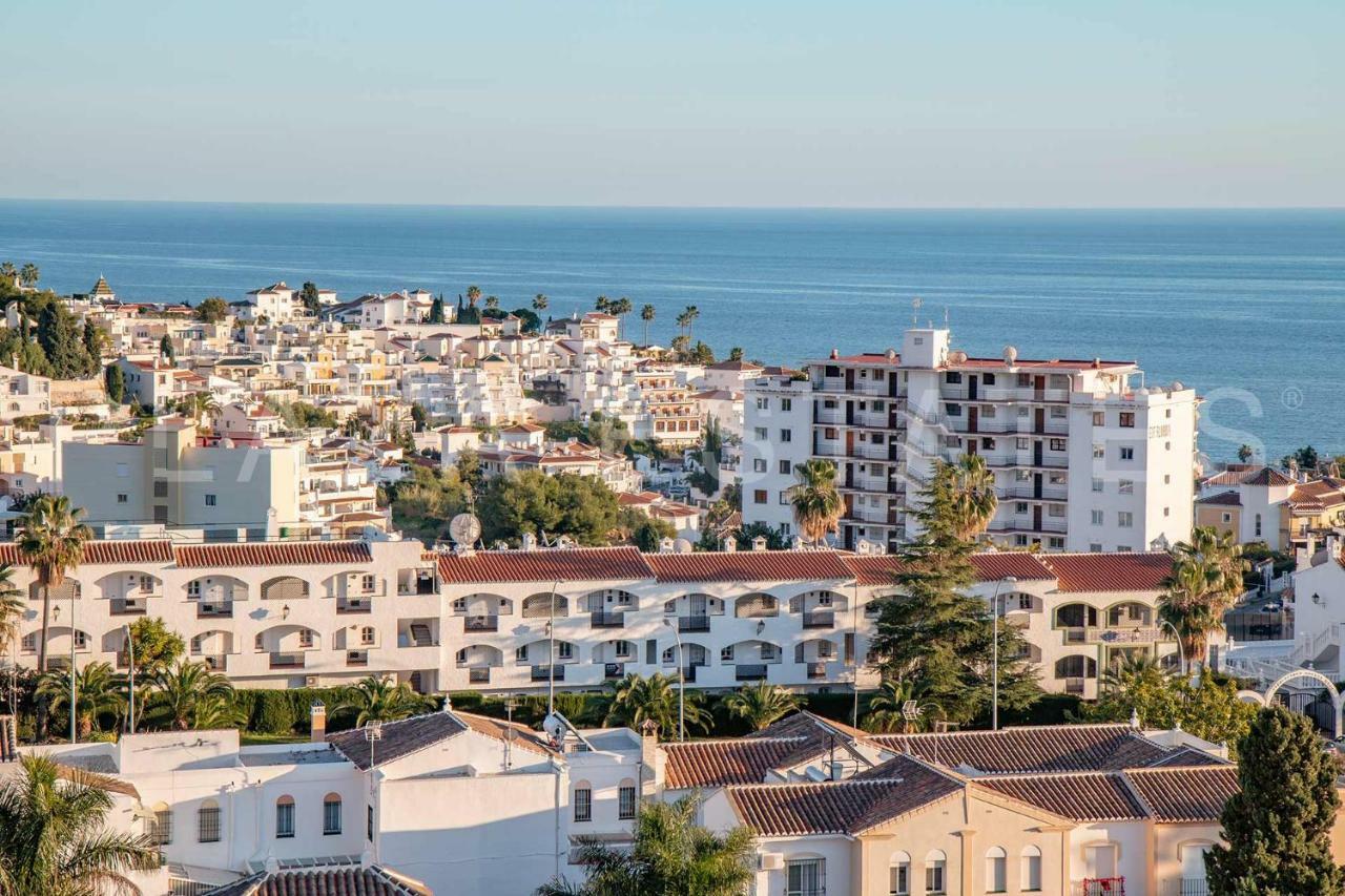 Apartmán Spectacular Sea Views From Solana 5 Street, Nerja Exteriér fotografie